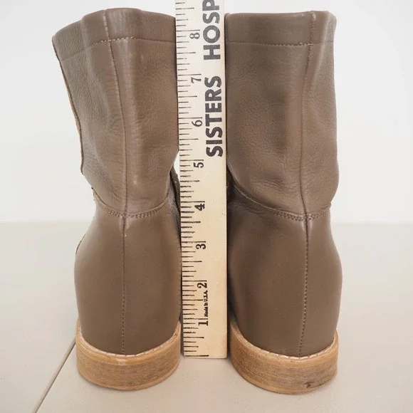 Vince Grayson Suede Leather Concealed Wedge Boots Women's Sz 9 EU 39 in Flint - Picture 4 of 10